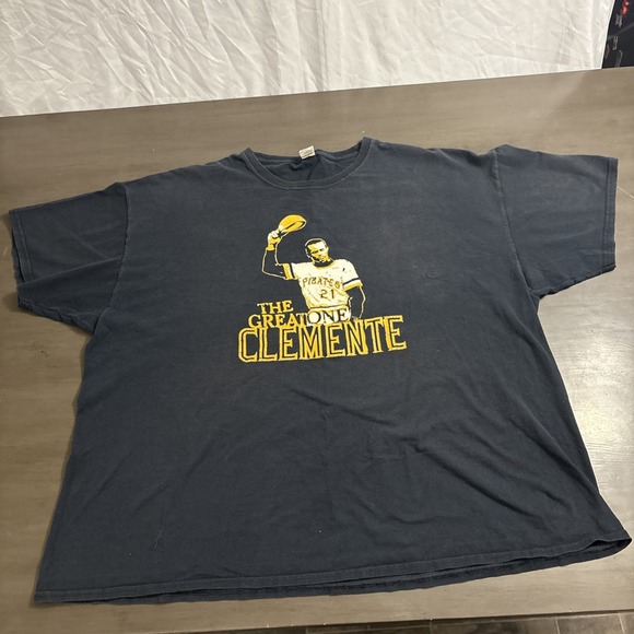 Fruit of the Loom Other - Roberto Clemente - "The Great One" - Black Shirt - 3XL- Fruit‎ Of The Loom